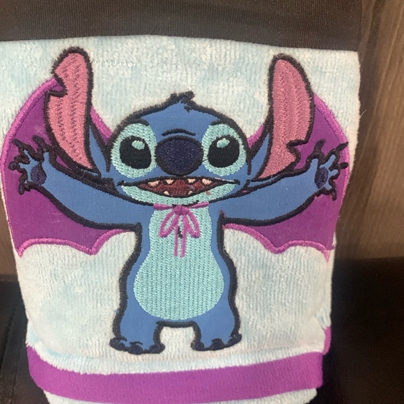 New Halloween Bat Stitch Standing On Light Blue Cotton Hand Towels Pack Of 2 - Picture 6 of 10